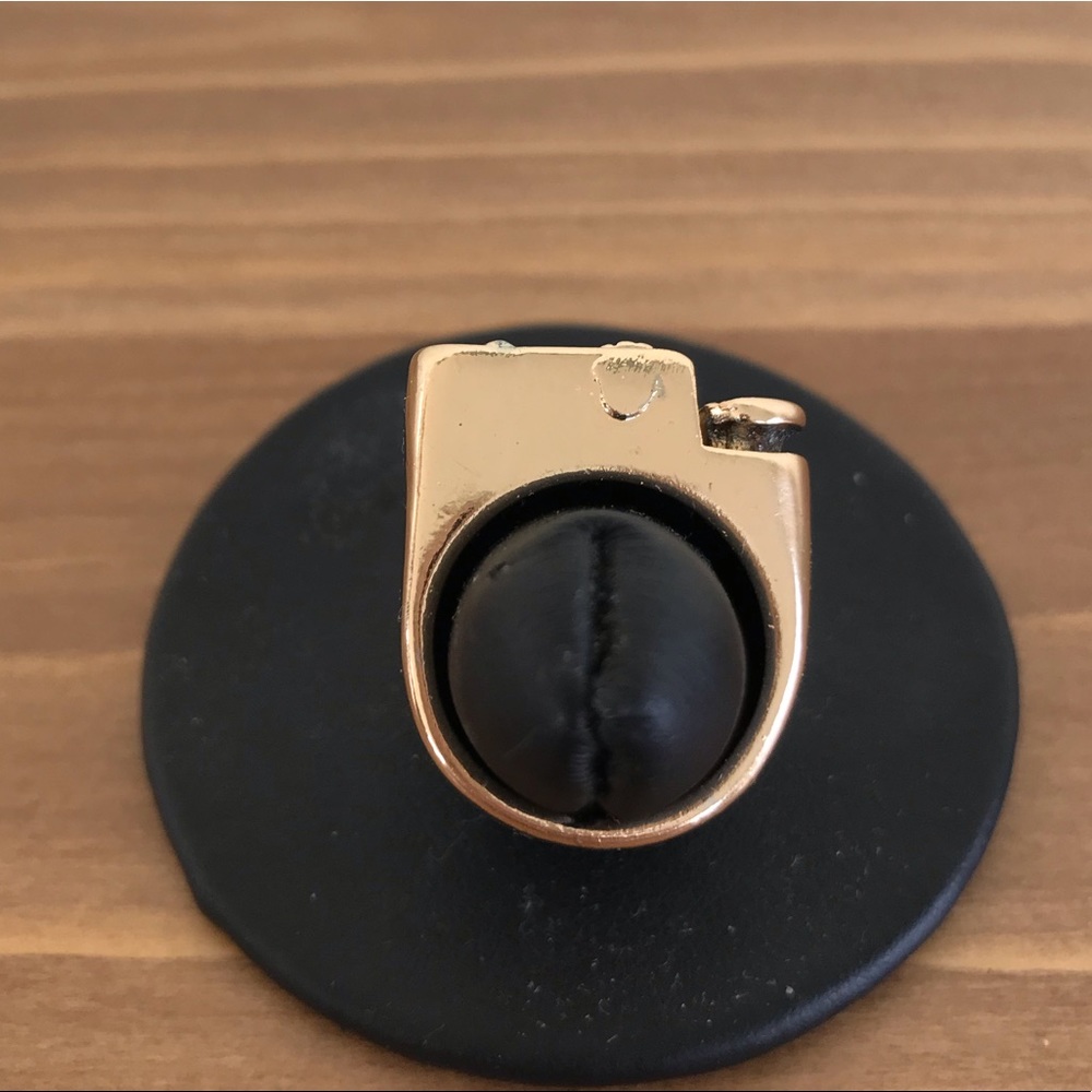 New Size 5/6 Novelty Ring that looks like a Lighter - Picture 4 of 10